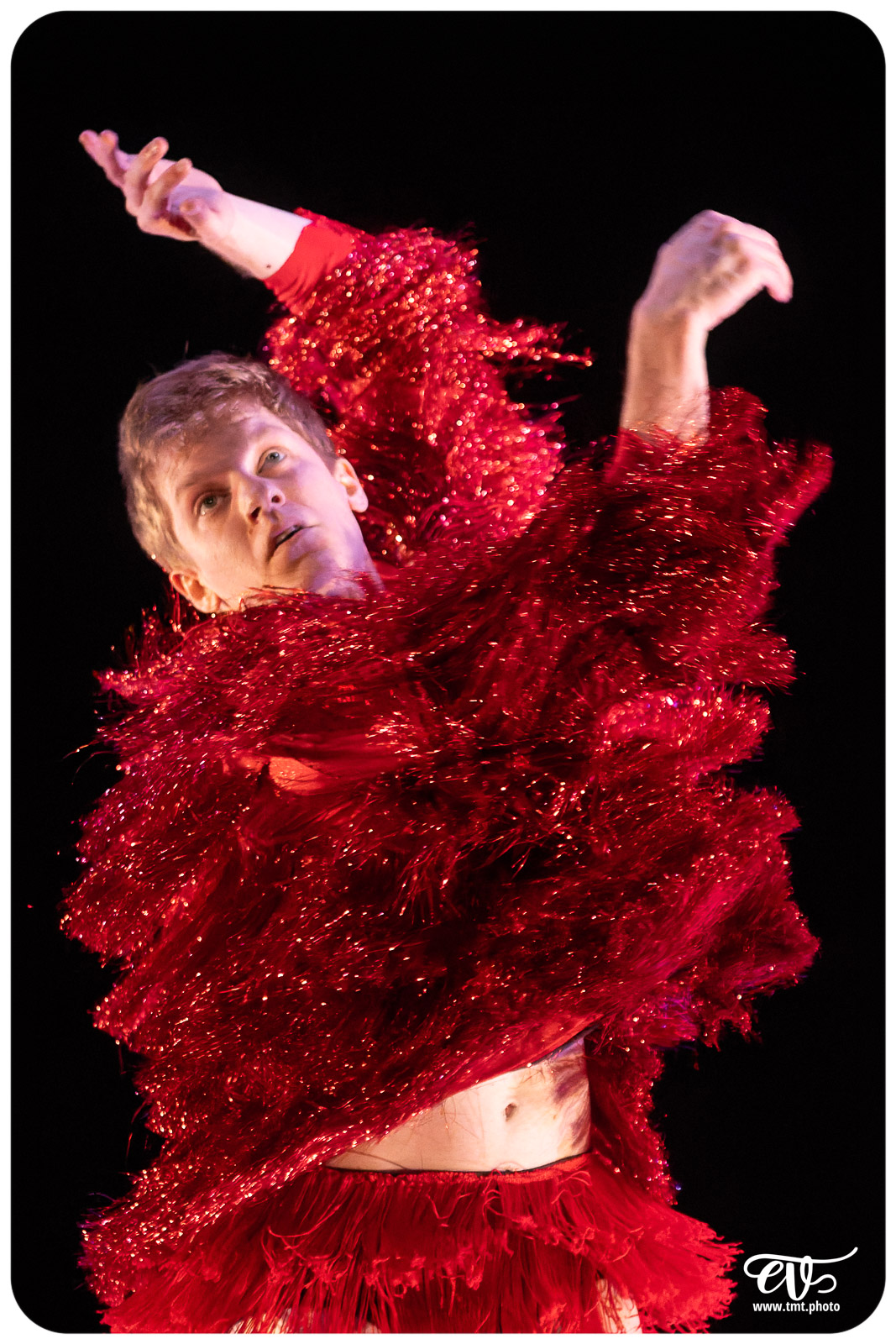 A4 (COMME LA FEUILLE) CIE CHICOS MAMBO